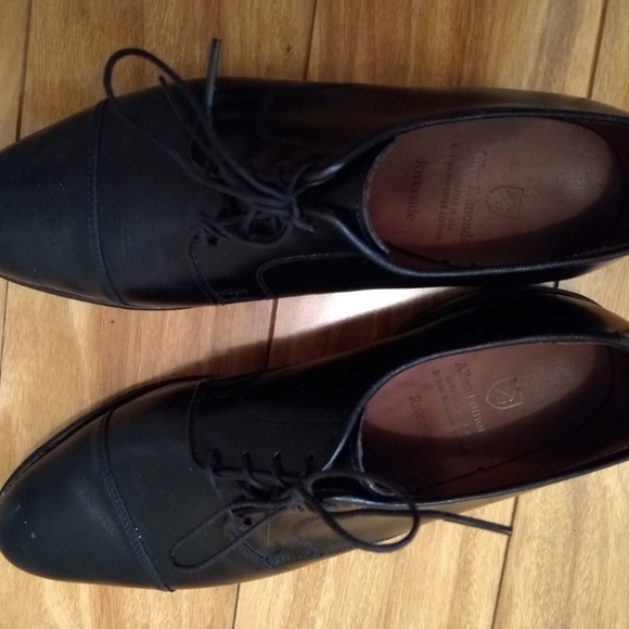 Allen Edmonds Riverside Men\'s Cap Toe Oxford Dress